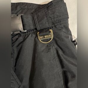 Hot Music Ski Snow Pants Vintage Fun Pants with Belt and Stirrups